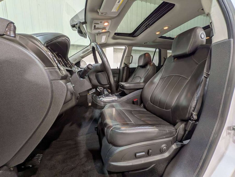 2016 Buick Enclave White