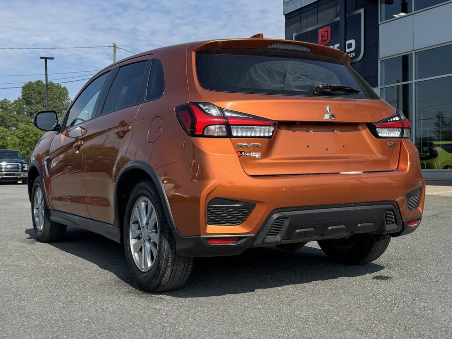 2021 Mitsubishi RVR SE 2021 Orange