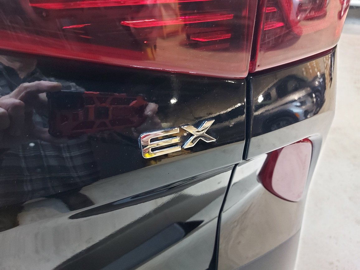2021 Kia Seltos Black Blainville - photo #8