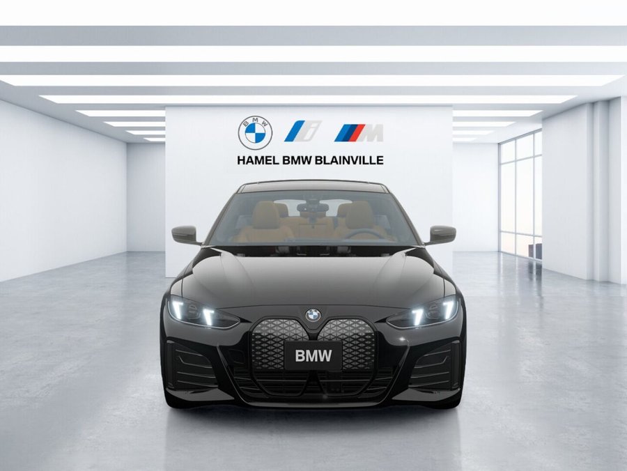 BMW i4 2026 2026 Noir saphir métallisé