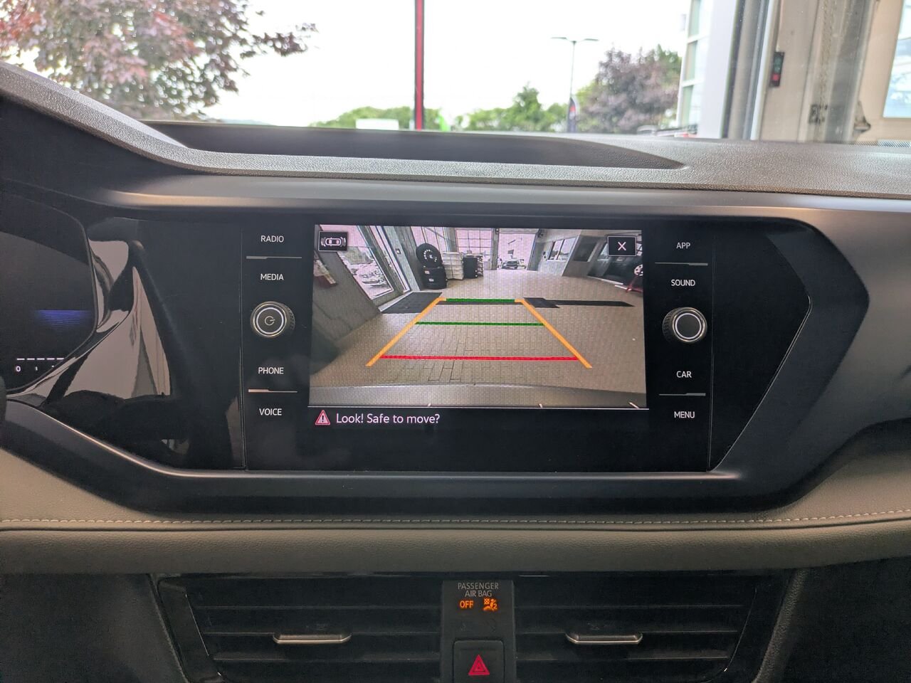 2024 Volkswagen Taos Grey Gatineau - photo #11