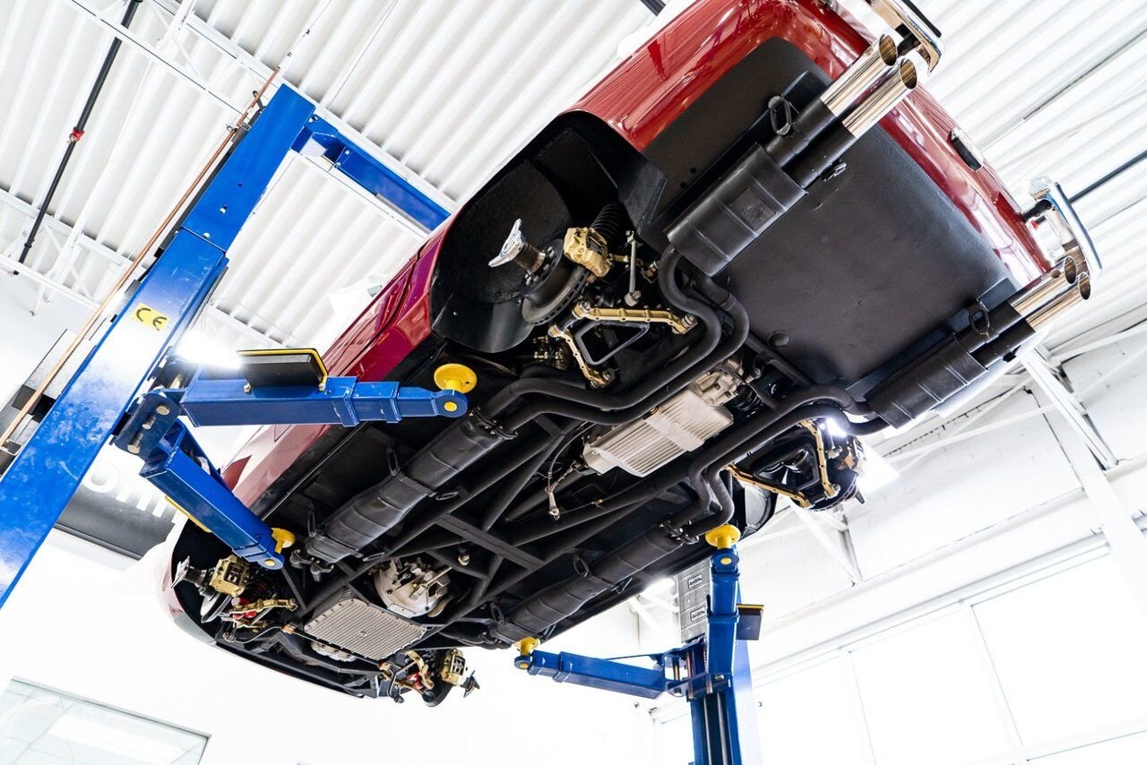 1973 Ferrari 365 GTB4 Daytona 18,301 miles With Orig Books/Tools/ Carbs / Filter Box Red Montreal - photo #103