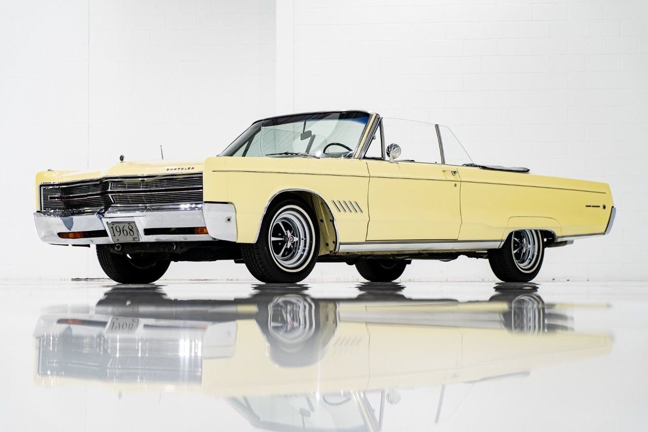 Chrysler 300 PRIX EN USD 440cu.in. Fully restored example 1968 Jaune Montréal - photo #38