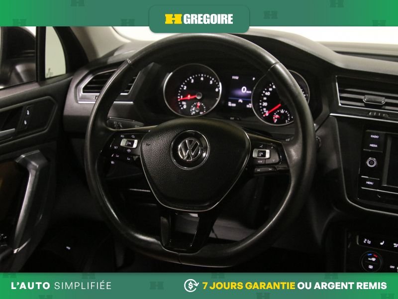 2020 Volkswagen Tiguan Black Laval - photo #18