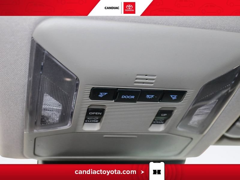 2022 Toyota Rav 4 White Blainville - photo #28