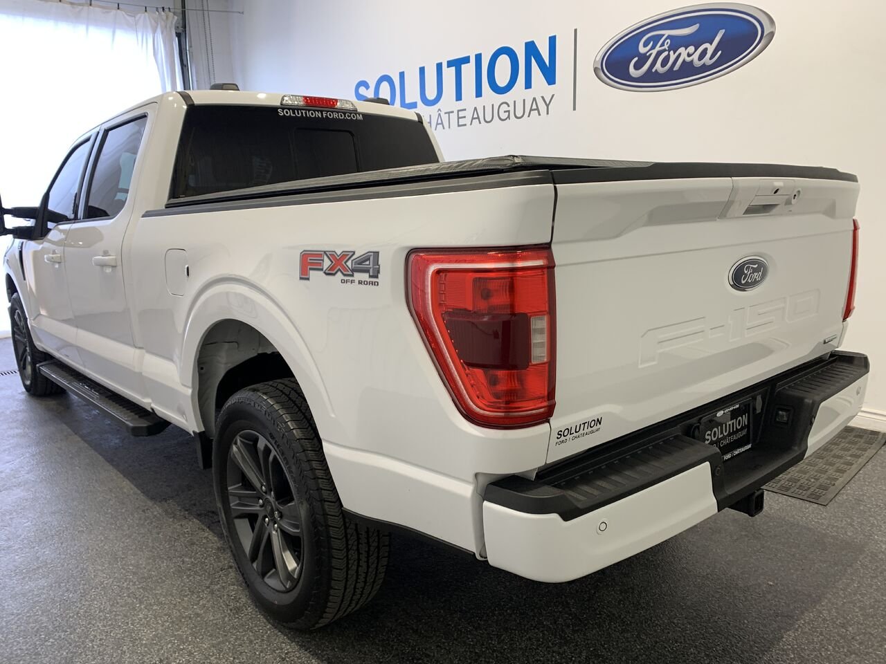 2023 Ford F-150 SUPERCREW XLT SPORT White Châteauguay - photo #10
