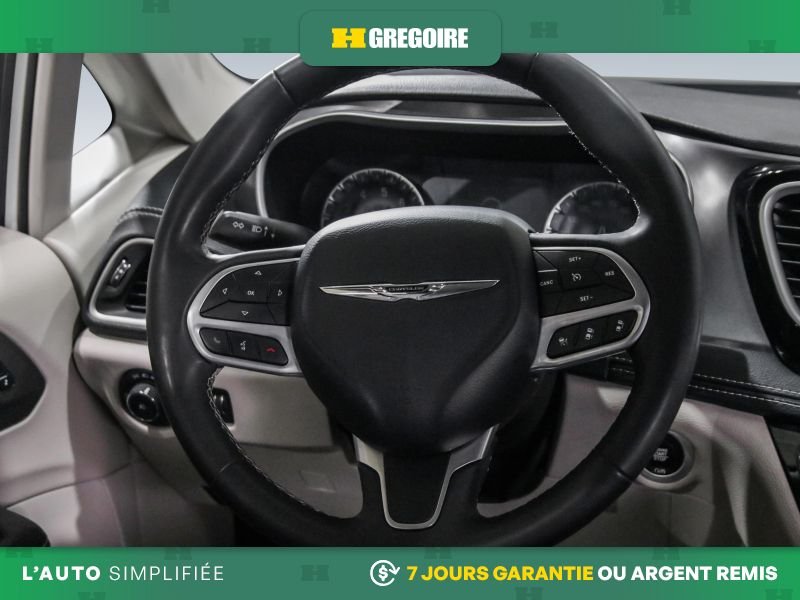 2022 Chrysler Pacifica White Saint-Eustache - photo #15