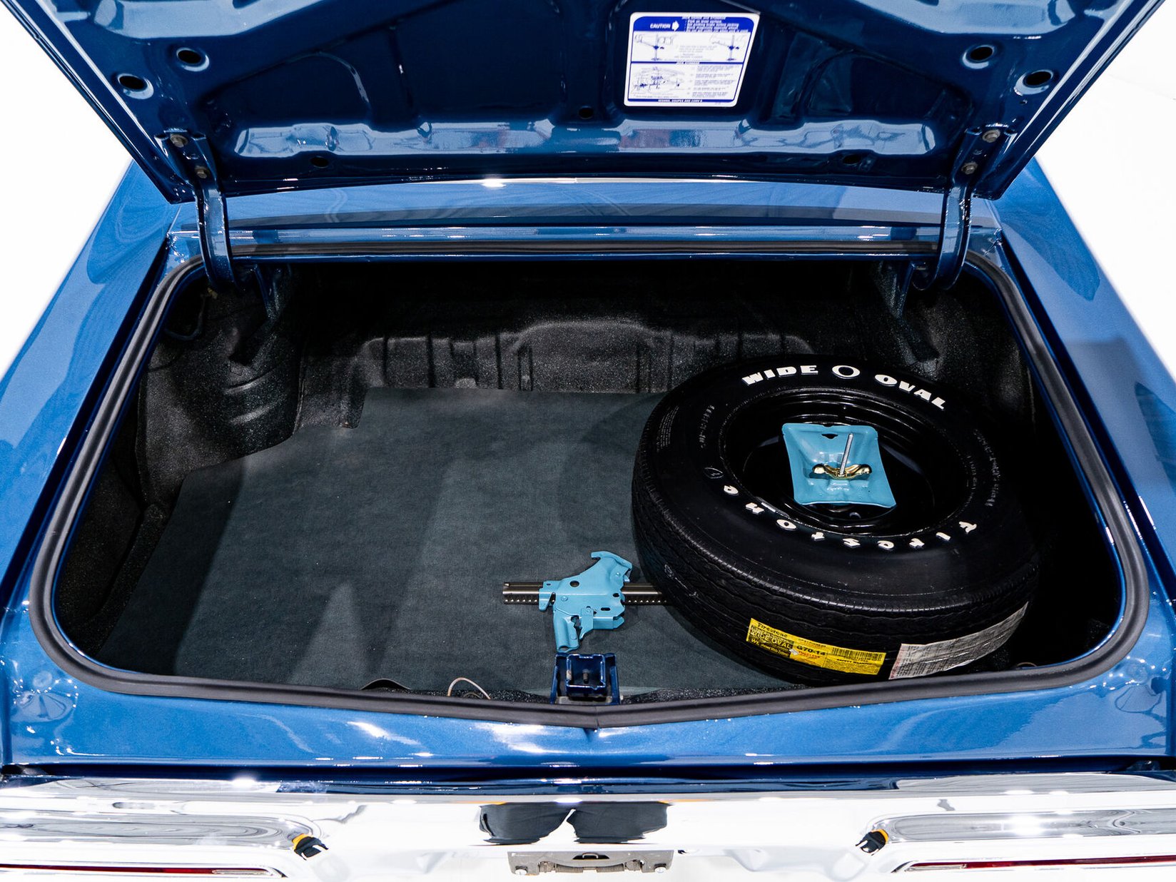 1970 Pontiac GTO The Judge Matching# Ram Air III 4-speed **PRIX EN USD** Blue Montreal - photo #84