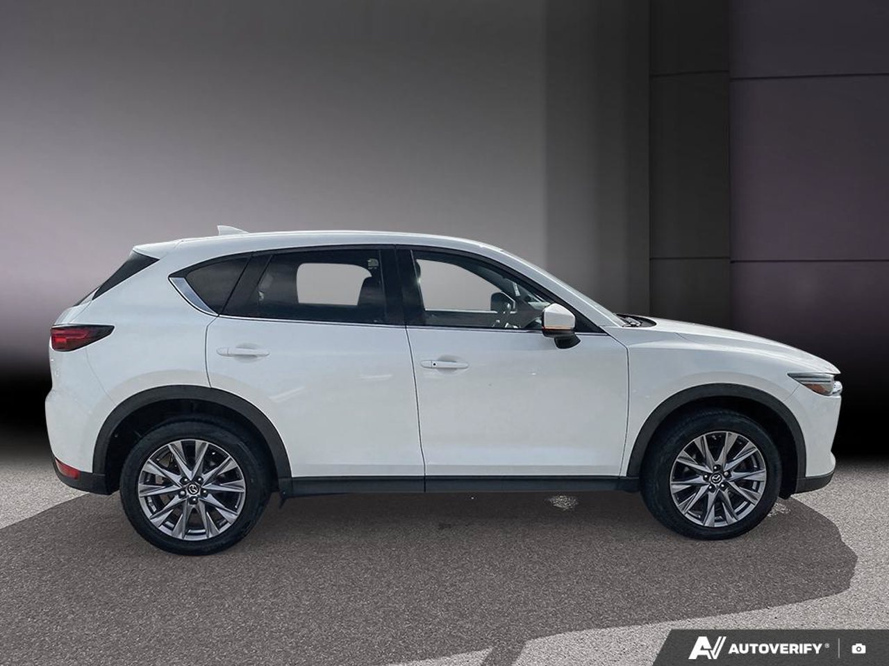 Mazda CX-5 JM3KFBDY4K0575747 2019 Blanc Mirabel - photo #5