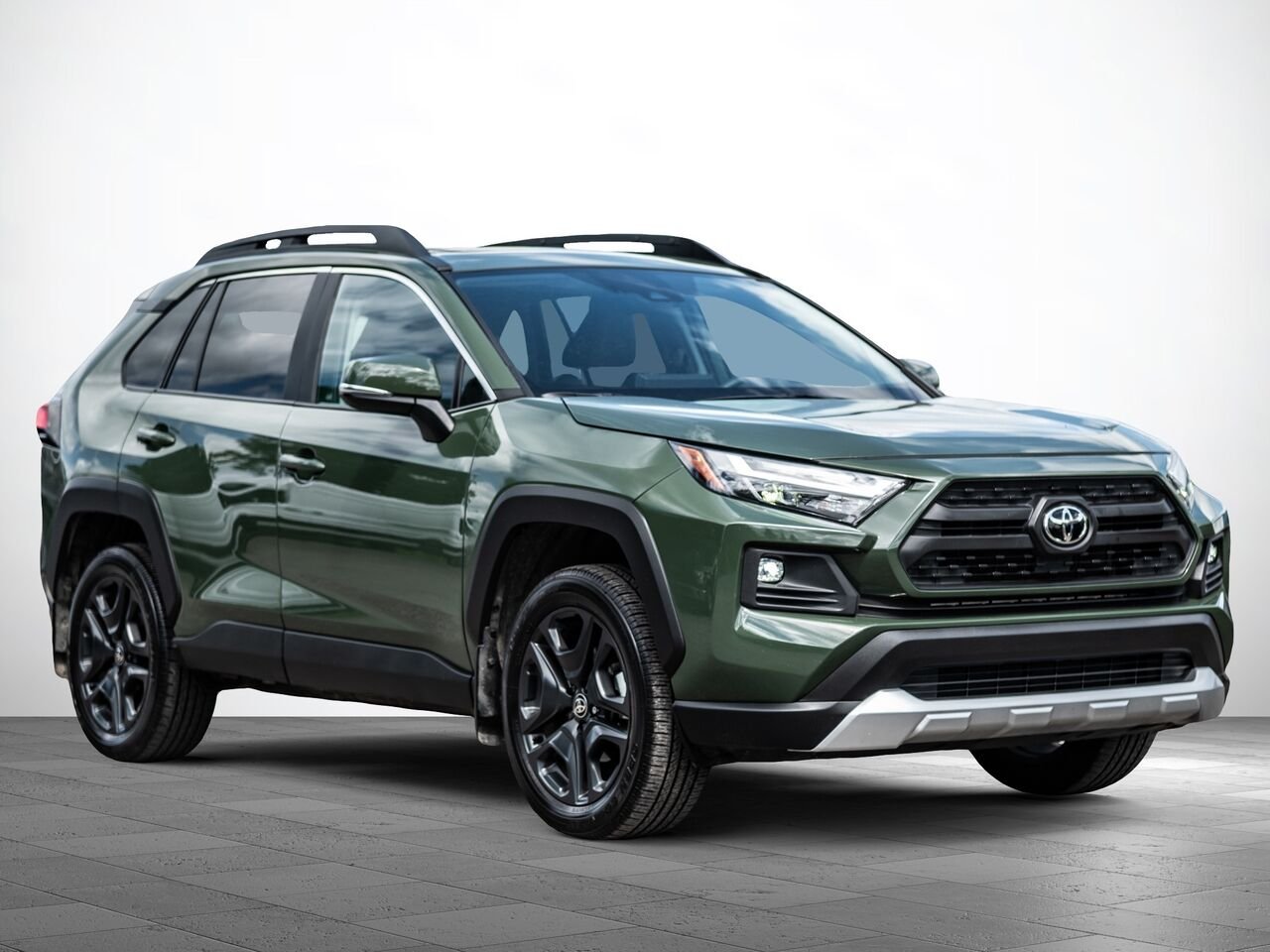 2025 Toyota RAV4 Green Sainte-Julienne - photo #1