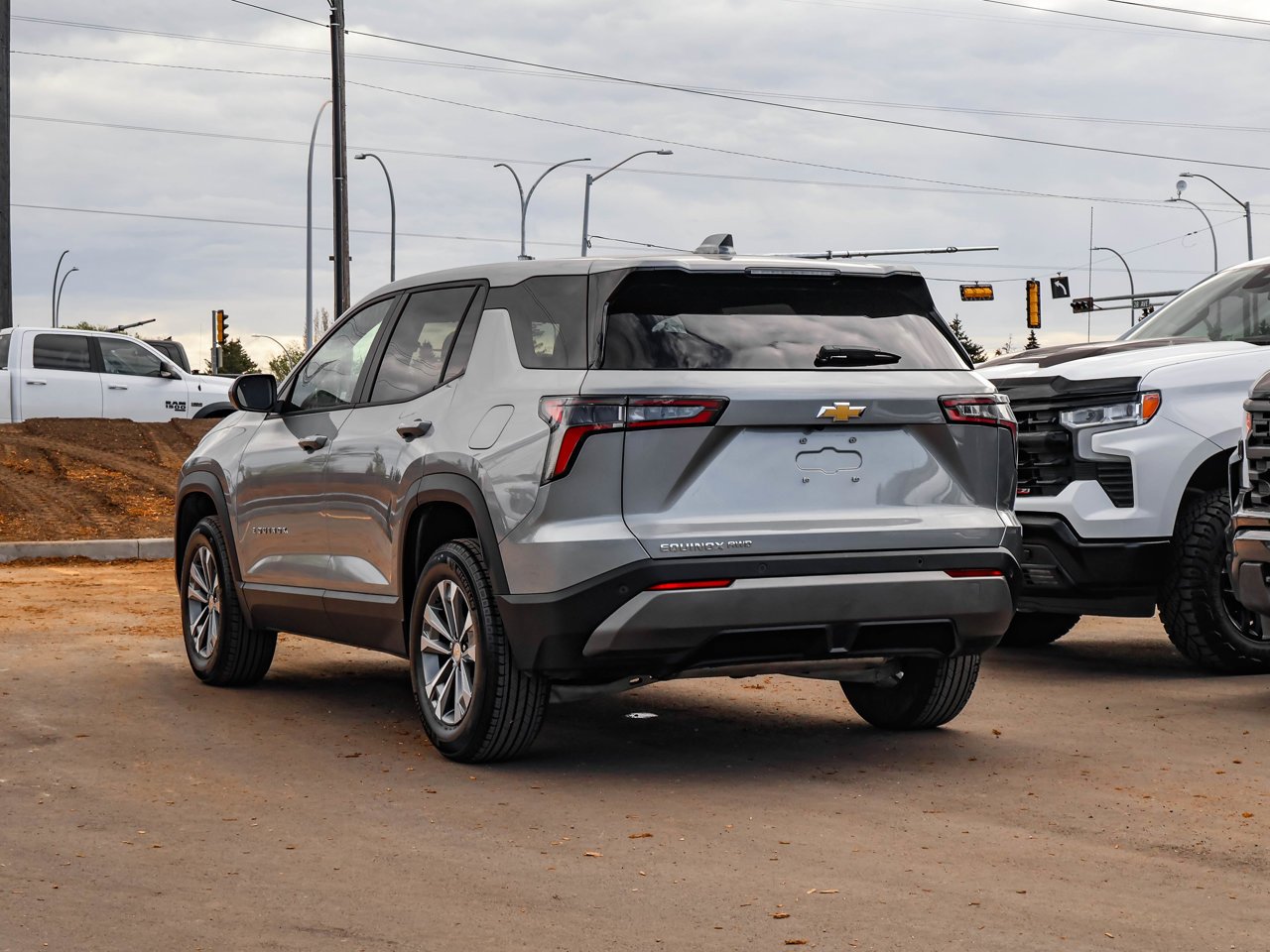 2026 Chevrolet Equinox AWD 4dr LT w/2LT Grey Sherwood Park - photo #5