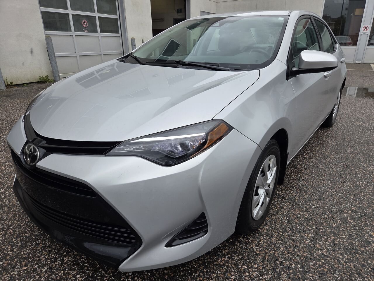 2017 Toyota COROLLA Silver Mont-Laurier - photo #0