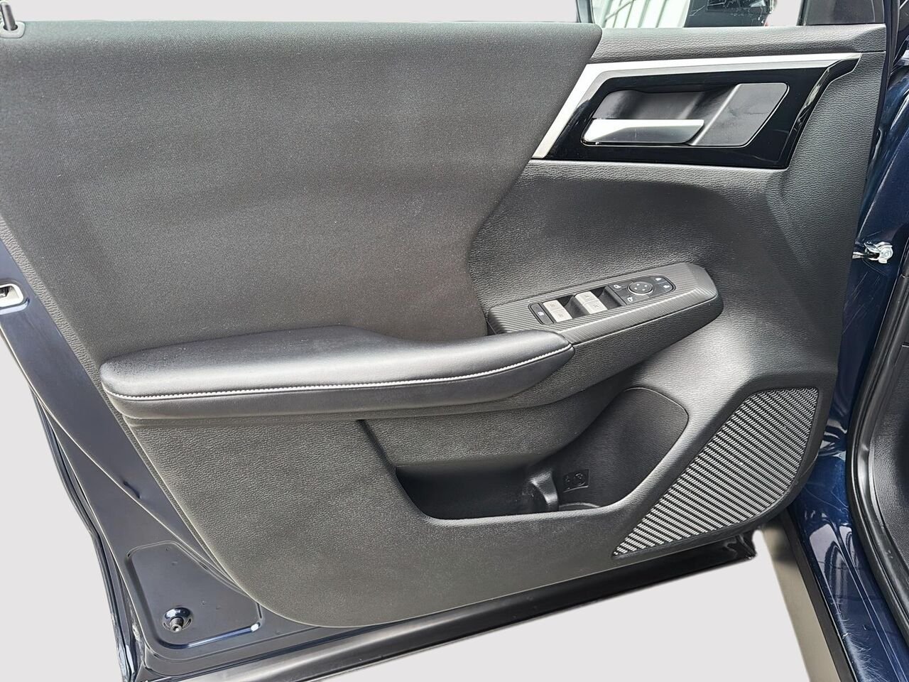 Mitsubishi Outlander 2024 Bleu Rouyn-Noranda - photo #10
