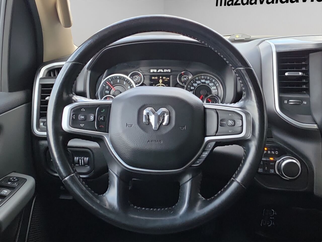 Ram 1500 Big Horn cabine d'équipe 4x4 caisse de 6 pi 4 po 2019 Rouge Val-David - photo #8