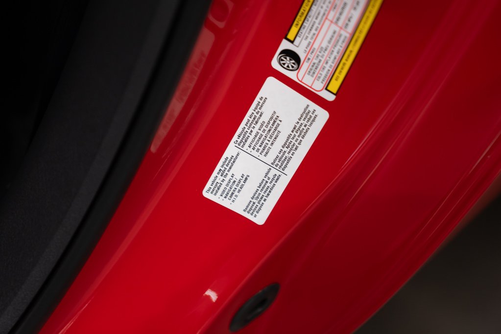 2010 Dodge Challenger Coupé 2 portes SRT8 MANUAL *PRICE IN USD* Red Kirkland - photo #28