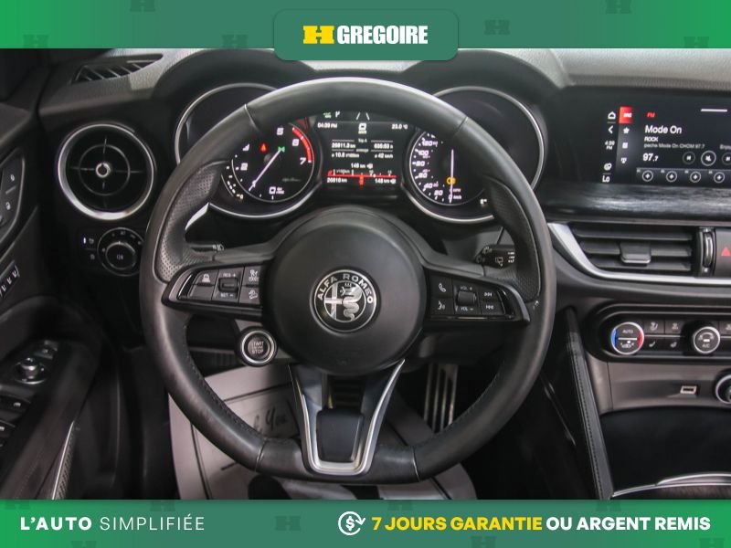 Alfa Romeo Stelvio 2022 Noir Laval - photo #24