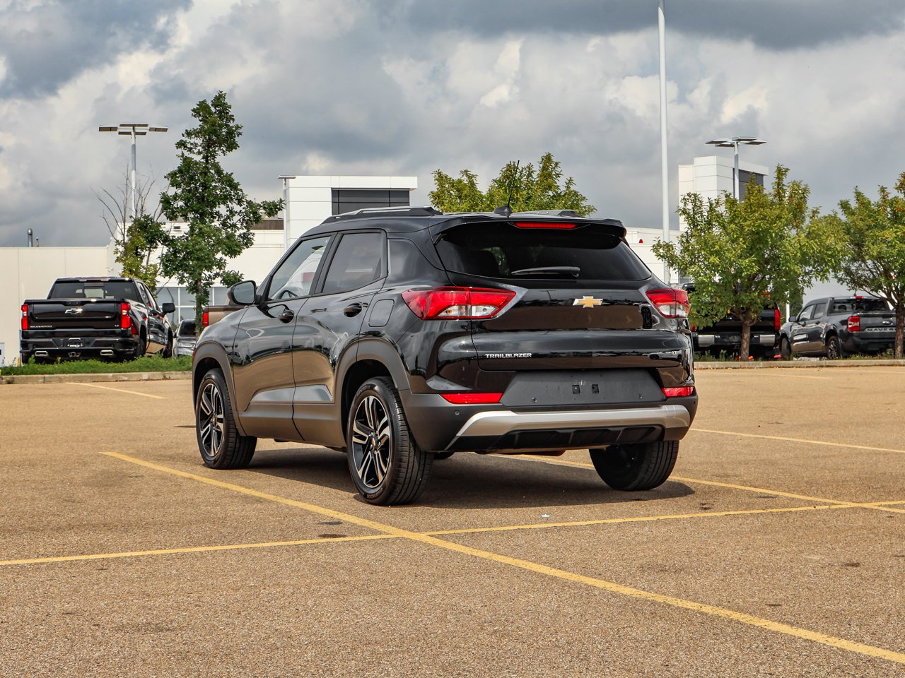 2024 Chevrolet Trailblazer FWD 4dr LT Black Sherwood Park - photo #5