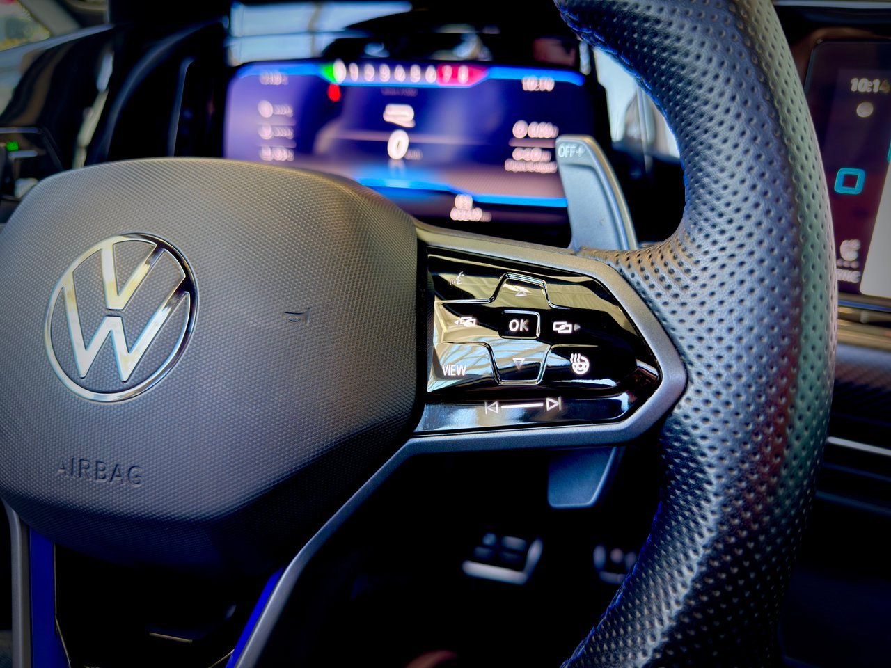 2023 Volkswagen Golf R White Notre-Dame-des-Prairies - photo #28