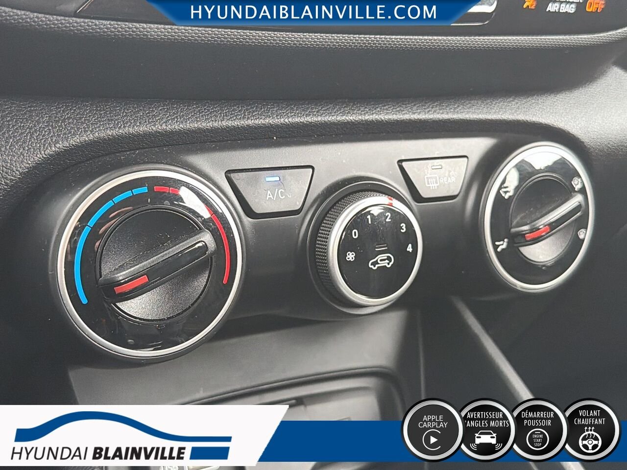 Hyundai Venue 2022 Rouge Blainville - photo #18