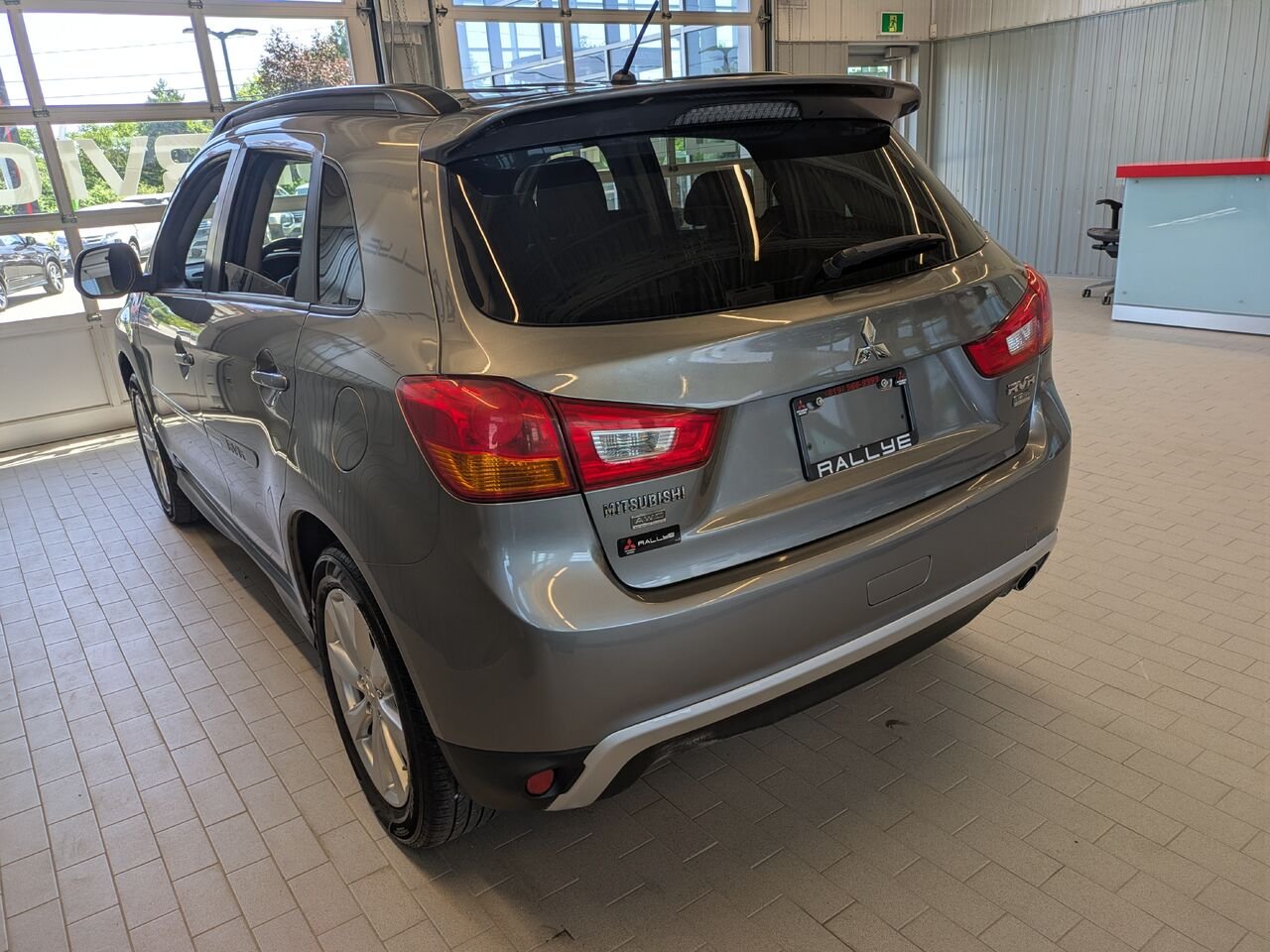 2015 Mitsubishi RVR Grey Gatineau - photo #16