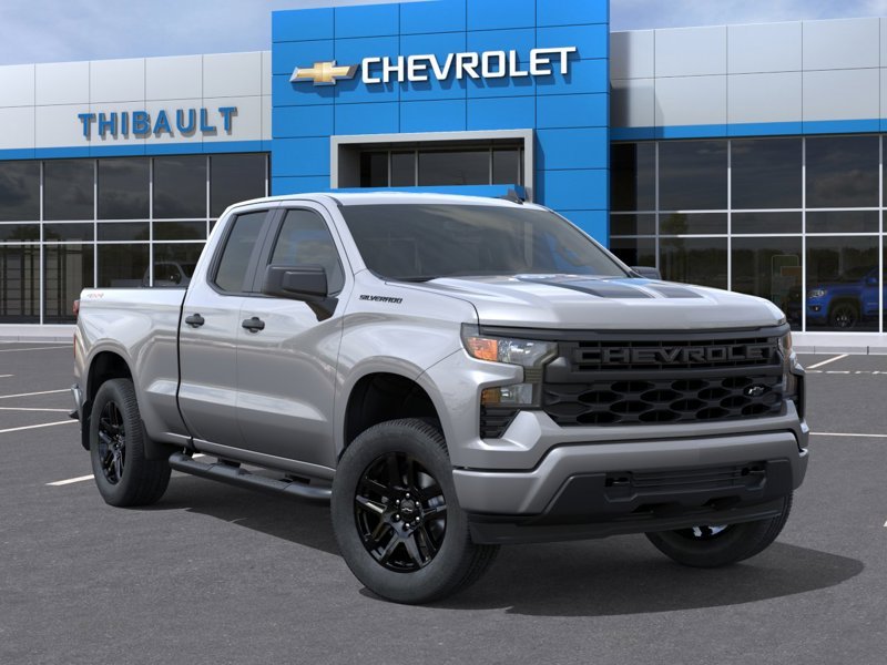 CHEVROLET SILVERADO 1500 Custom cabine double 4RM 147 po 2026 Gris Sherbrooke - photo #6