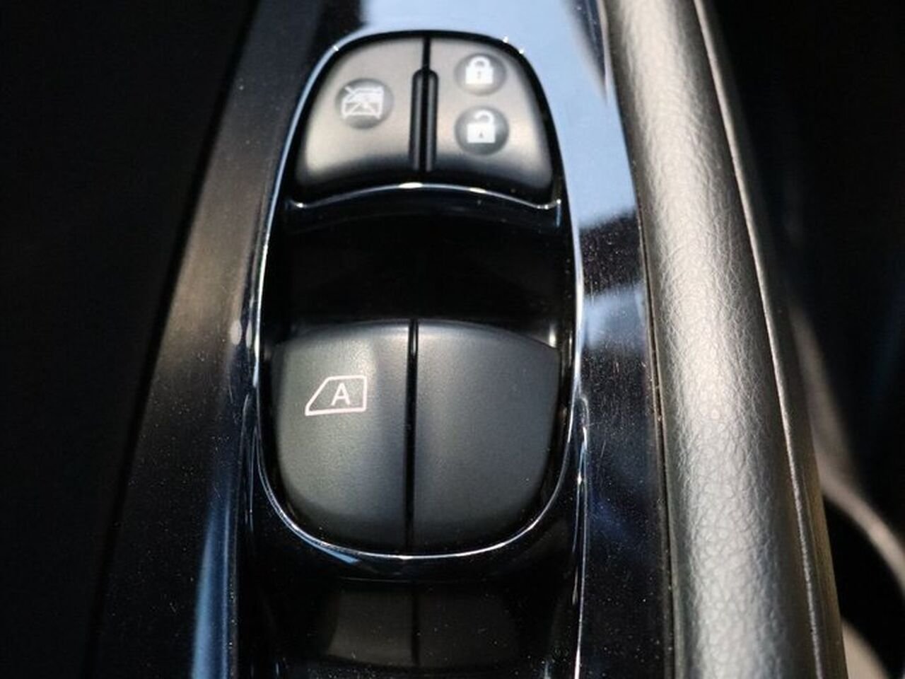 Nissan LEAF NIV 1N4CZ1DV2PC554251 2023 Blanc Chicoutimi - photo #19
