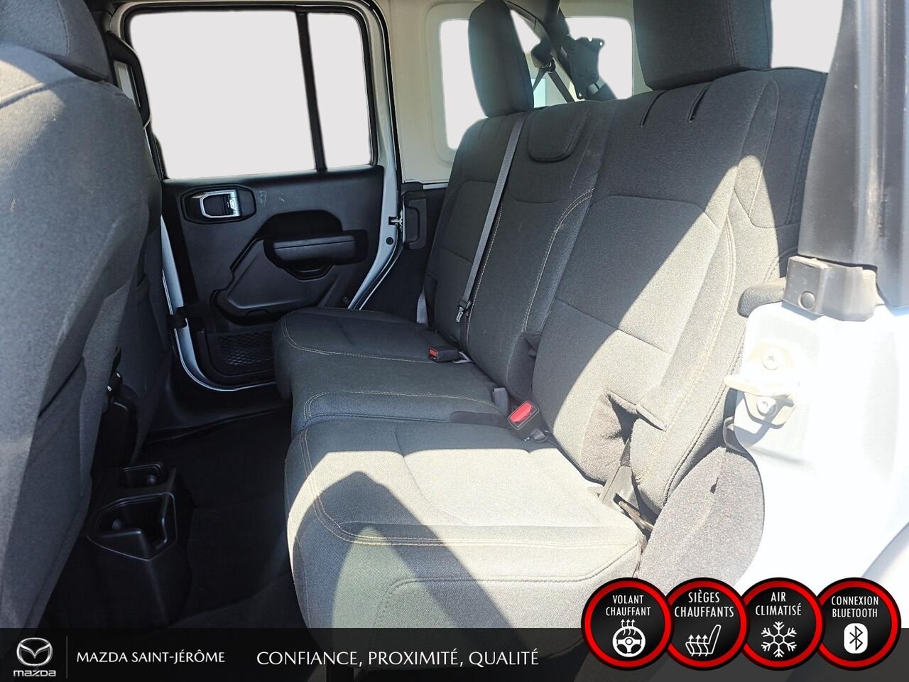Jeep Wrangler Sport S 4 portes | 2 TOITS | AUTOMATIQUE 2024 Gris Saint-Jérôme - photo #19