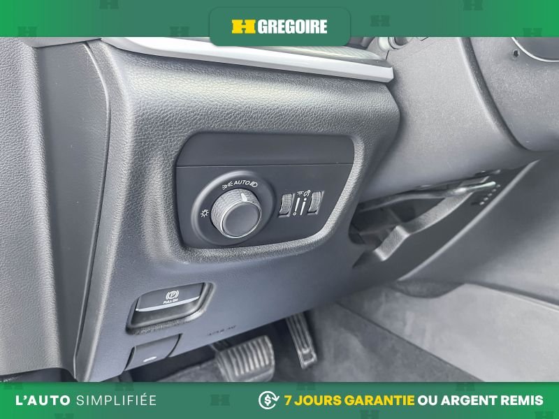 2023 Jeep Grand Cherokee L White Blainville - photo #17