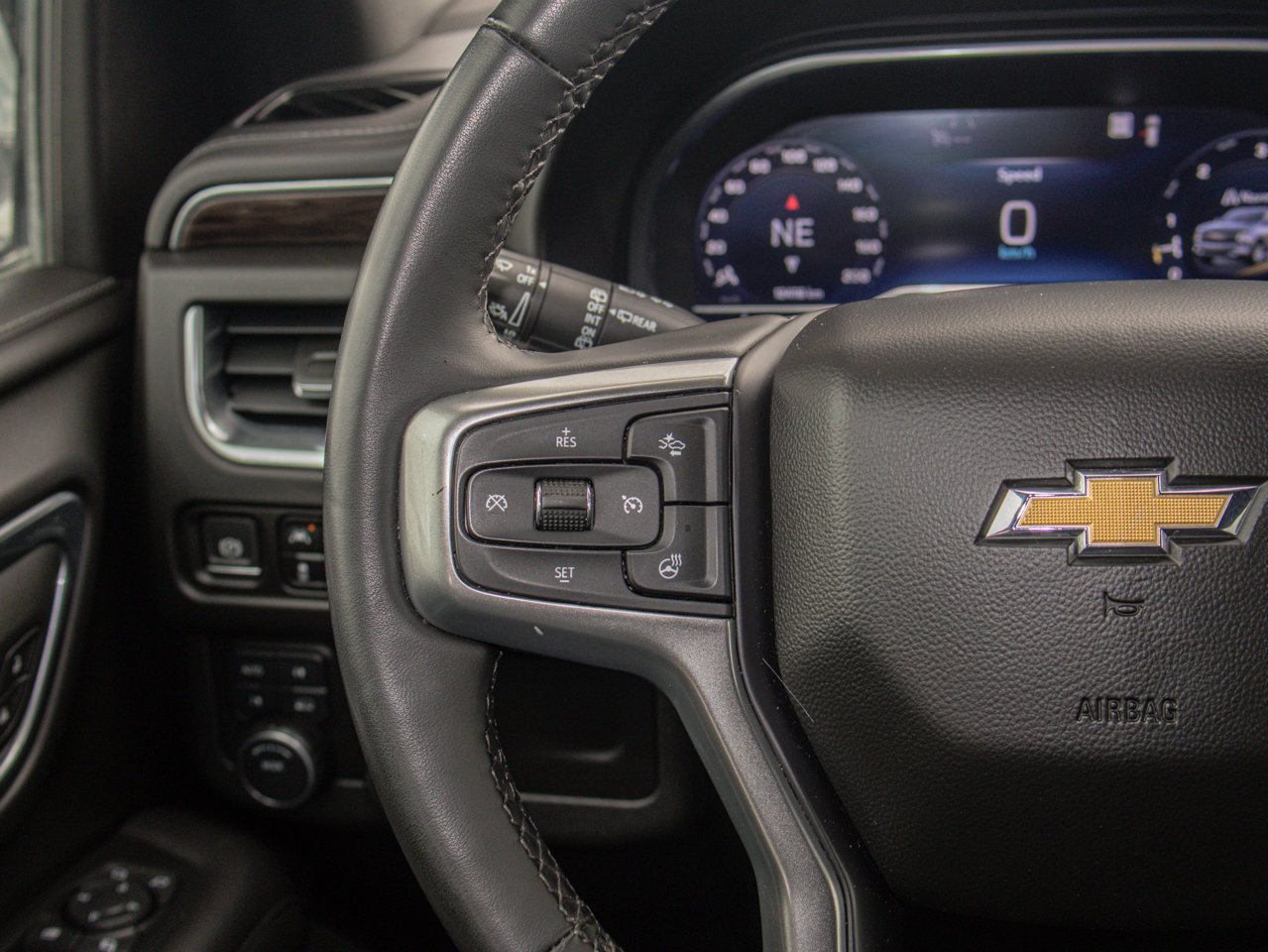 2023 Chevrolet Tahoe 4WD 4dr LT Grey Sherwood Park - photo #24