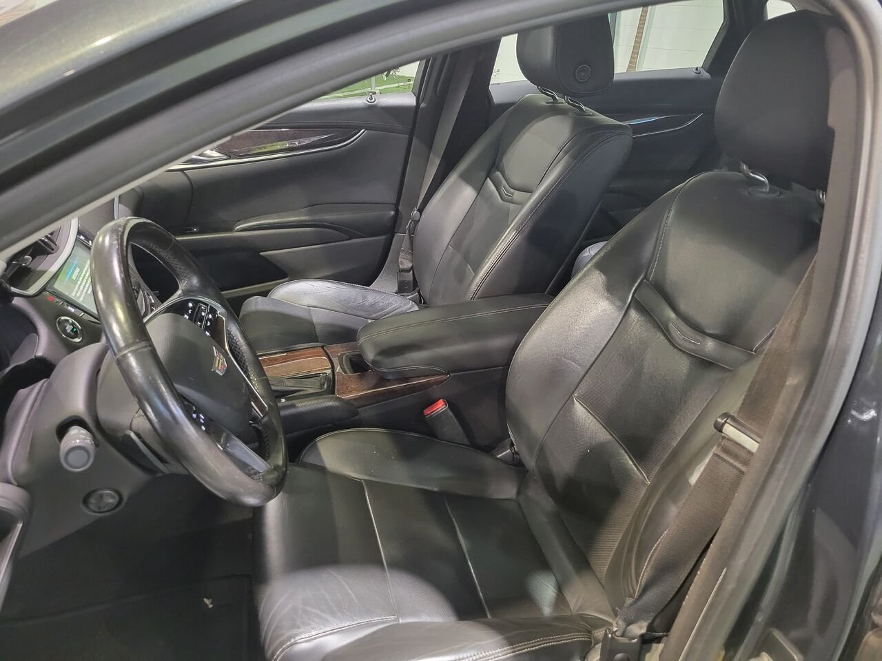 2017 Cadillac XTS Black  - photo #20