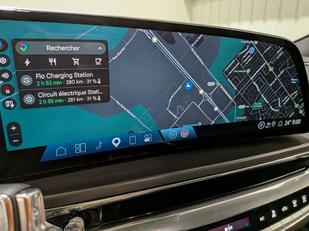 2024 Cadillac LYRIQ 4dr Tech w/1SA Grey Val-David - photo #23