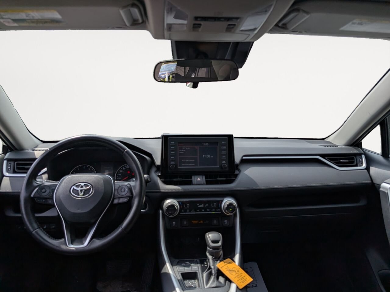 Toyota RAV4 XLE/FWD/SIÈGES CHAUFFANTS/VOLANT CHAUFFANT/BLUETOOTH/AC BIZONE/TOIT OUVRANT 2021 Bleu Sherbrooke - photo #8