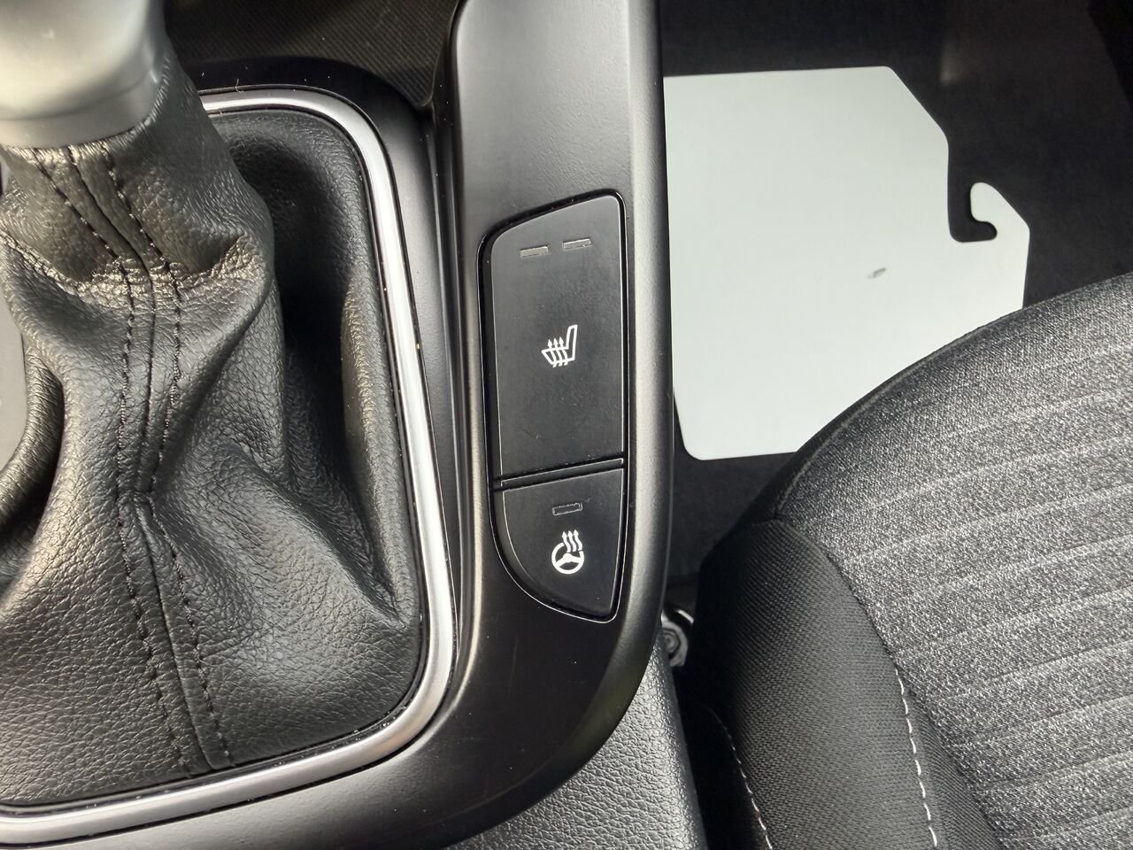 Kia Soul 2022 Blanc Thetford Mines - photo #24