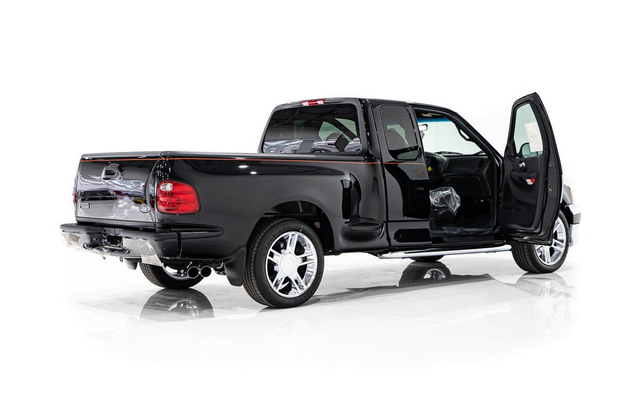2000 Ford F-150 Harley Davidson Edition In Delivery Packaging Black Montreal - photo #82