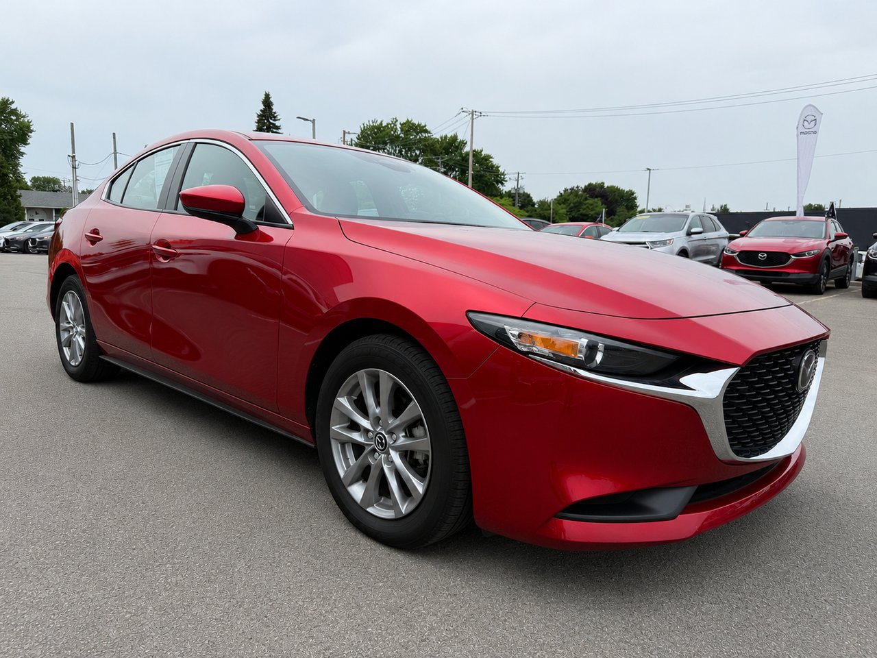 2024 Mazda Mazda3 GS Red Châteauguay - photo #3