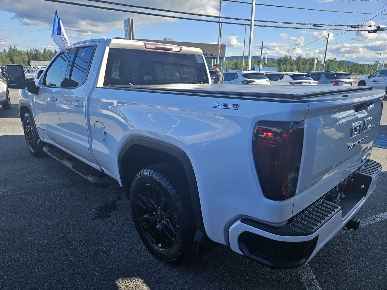 2021 GMC Sierra 1500 Elevation cabine double 4RM 147 po White Thetford Mines - photo #20