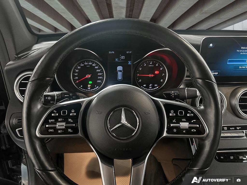 2021 Mercedes-Benz GLC 300 2601673A | GLC 300 Black Edmonton - photo #13