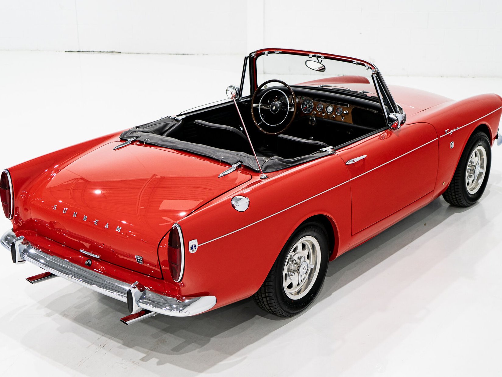 1967 Sunbeam Tiger Unrestored with single repaint **PRIX EN USD** Red Montreal - photo #1