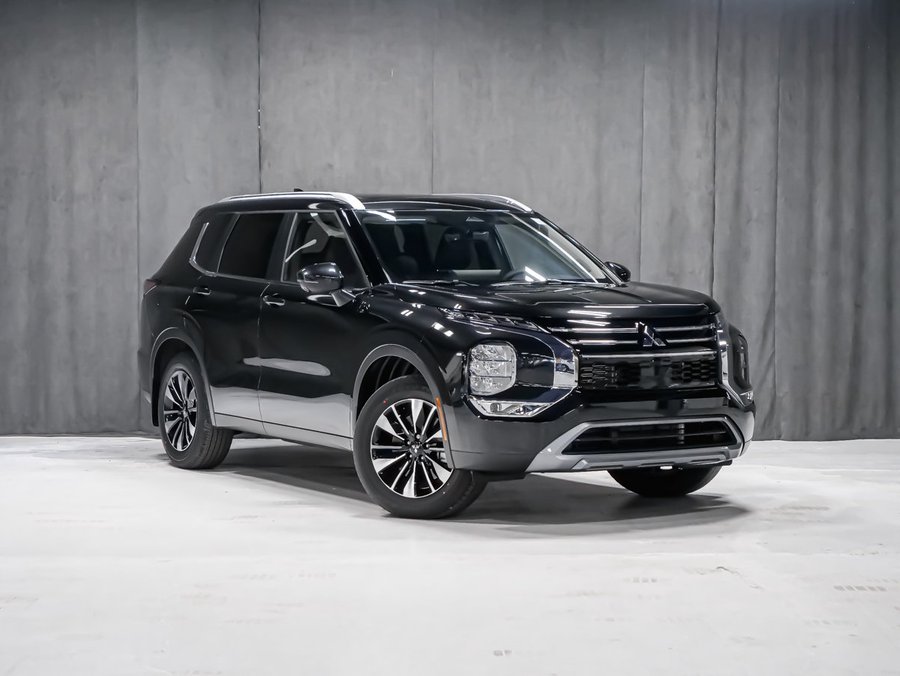 Mitsubishi Outlander LE 2026 Diamant noir