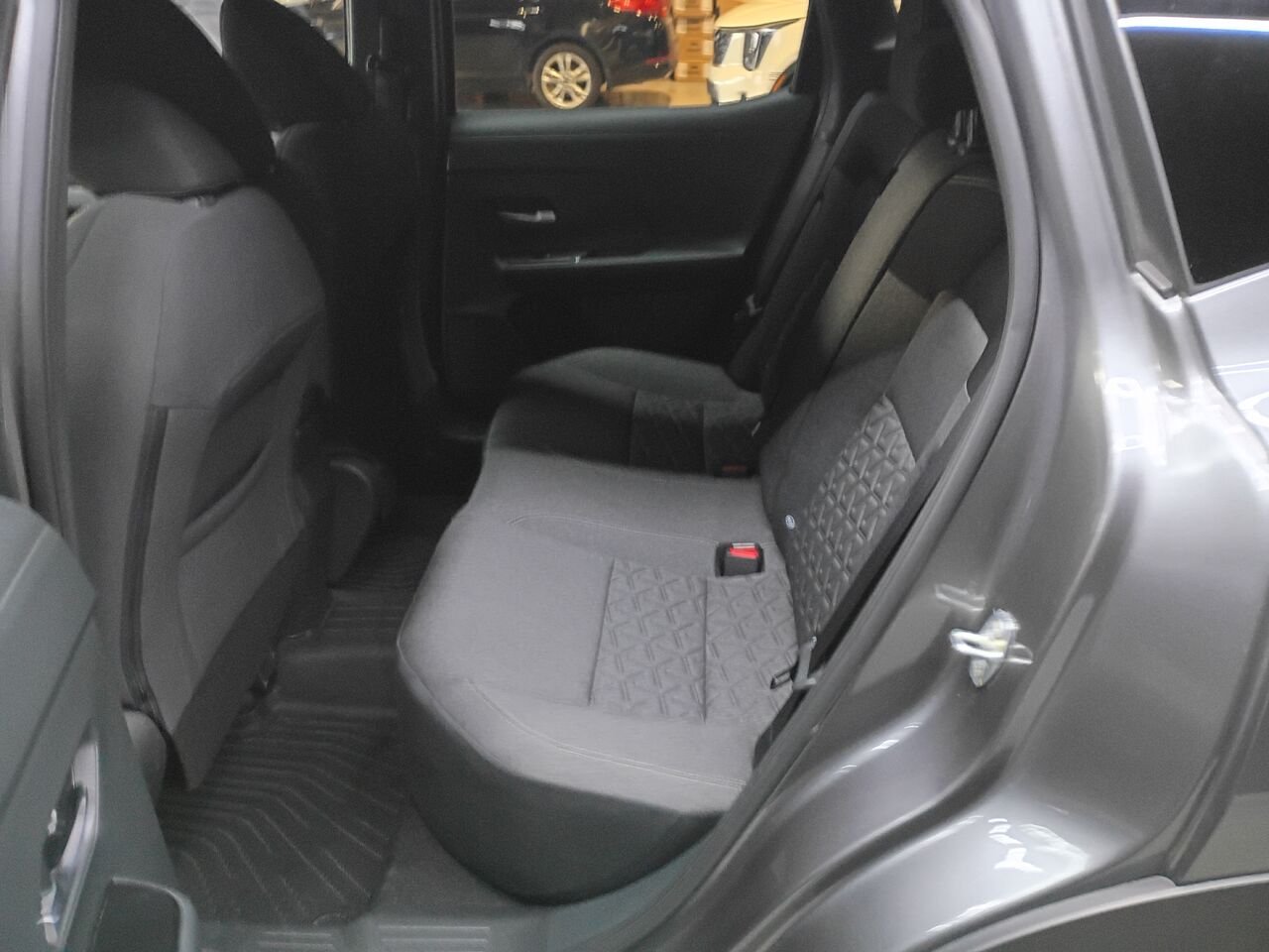 Nissan Kicks 2025 Gris Blainville - photo #14