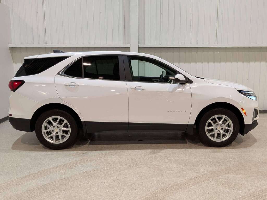 Chevrolet Equinox 2023 Blanc Val-David - photo #4