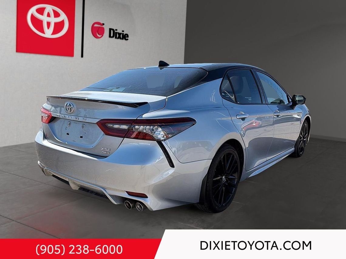 2023 Toyota Camry Power Sunroof, Leather Interior, Heated Seats, Alloy Wheels, Heated Steering Wheel, Bluetooth Celestial Silver Metallic With Black Roof Mississauga - photo #8