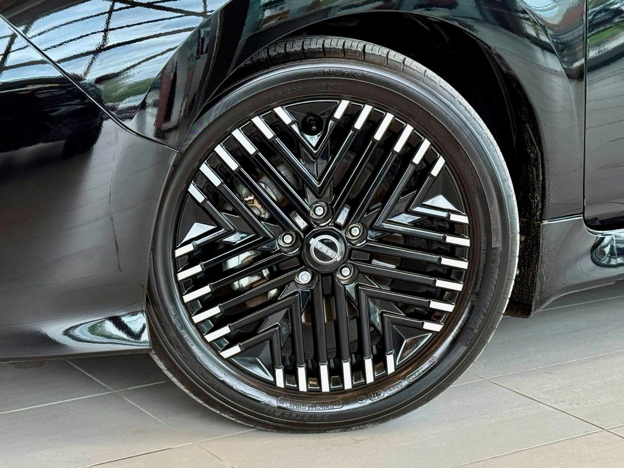 2023 Nissan Leaf Notre-Dame-des-Prairies - photo #11