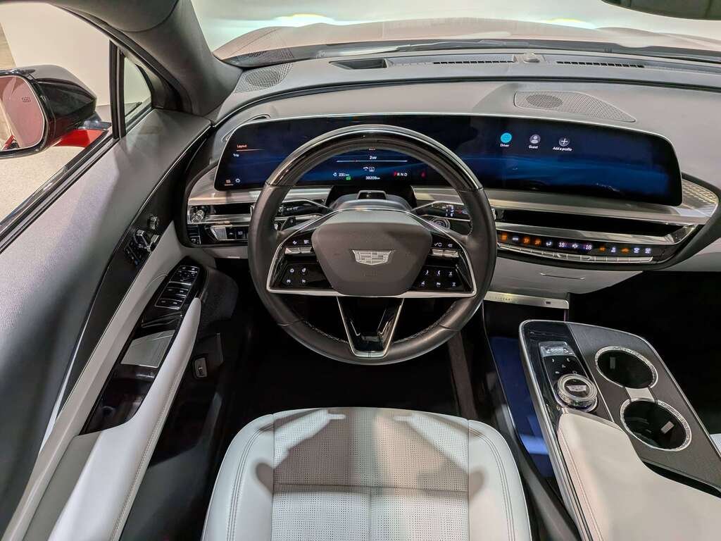 2024 Cadillac LYRIQ 4dr Sport w/1SJ Red Val-David - photo #15