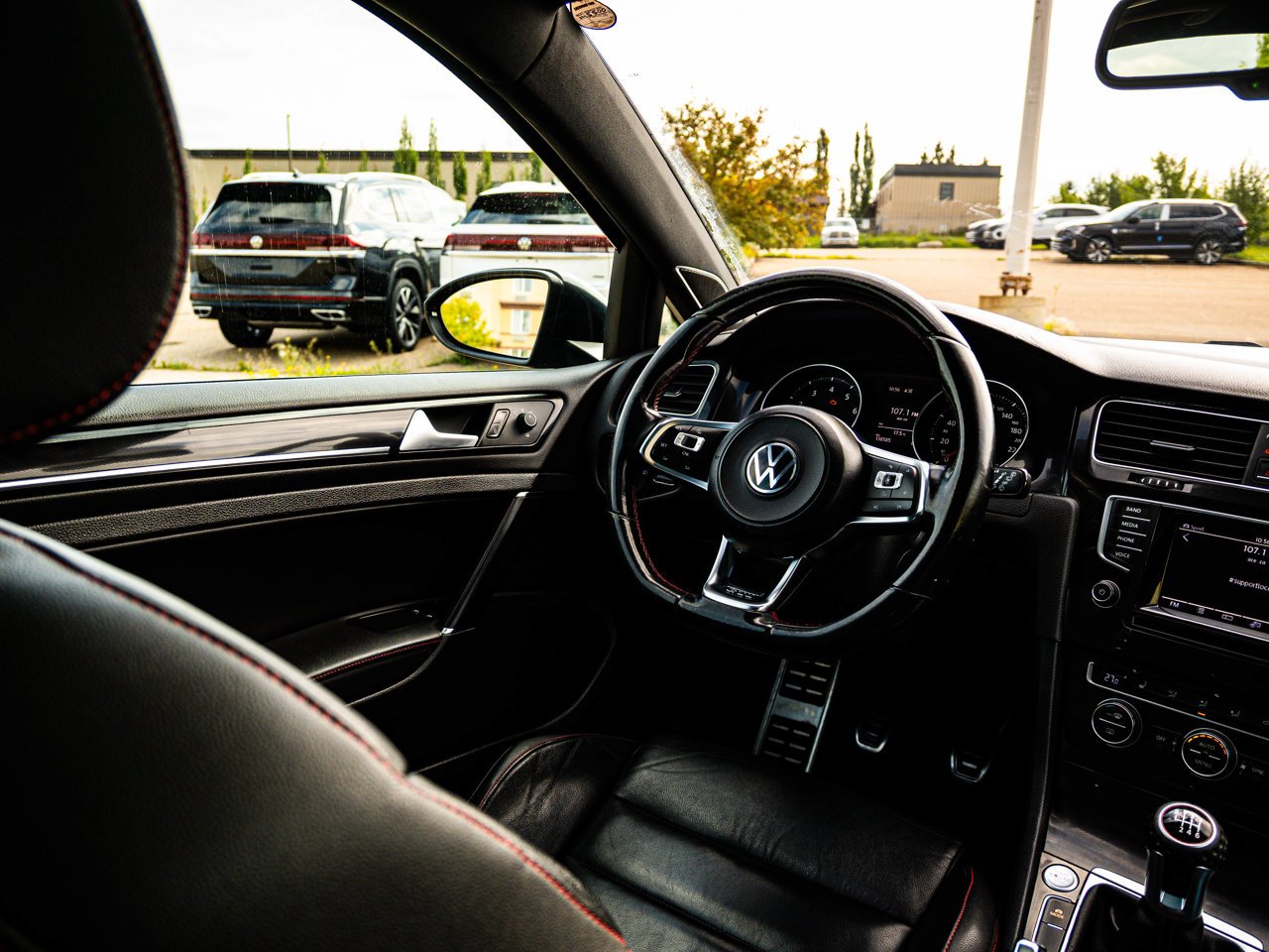 2015 Volkswagen Golf GTI 3dr HB Man gray Sherwood Park - photo #28