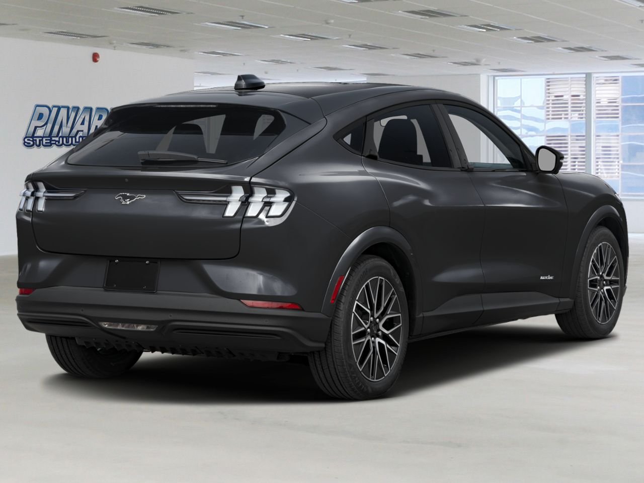 Ford Mustang Mach-E 2026 Noir ombre Sainte-Julienne - photo #1