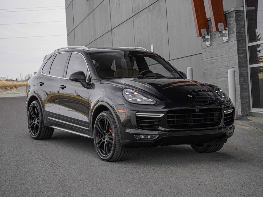 2016 Porsche Cayenne 2016 Black