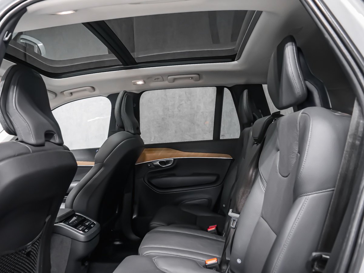 2024 Volvo XC90 B6 CORE BRIGHT CLIMATE Grey Montreal - photo #10
