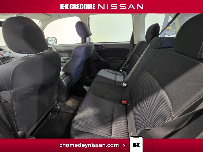 Subaru Forester CA7240 | Manuelle * Bluetooth * Bancs Chauffants * 2015 Argent Laval - photo #20