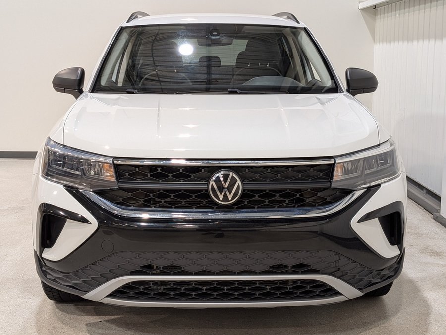 2023 Volkswagen Taos White